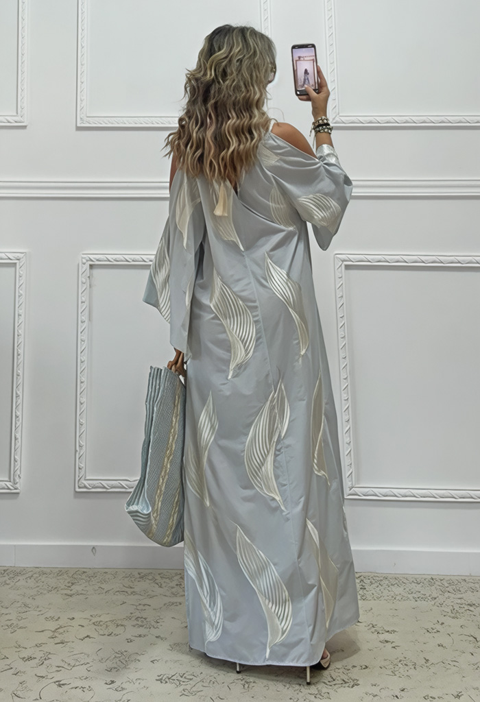 Boho φόρεμα με κεντήματα Boho φόρεμα με κεντήματα