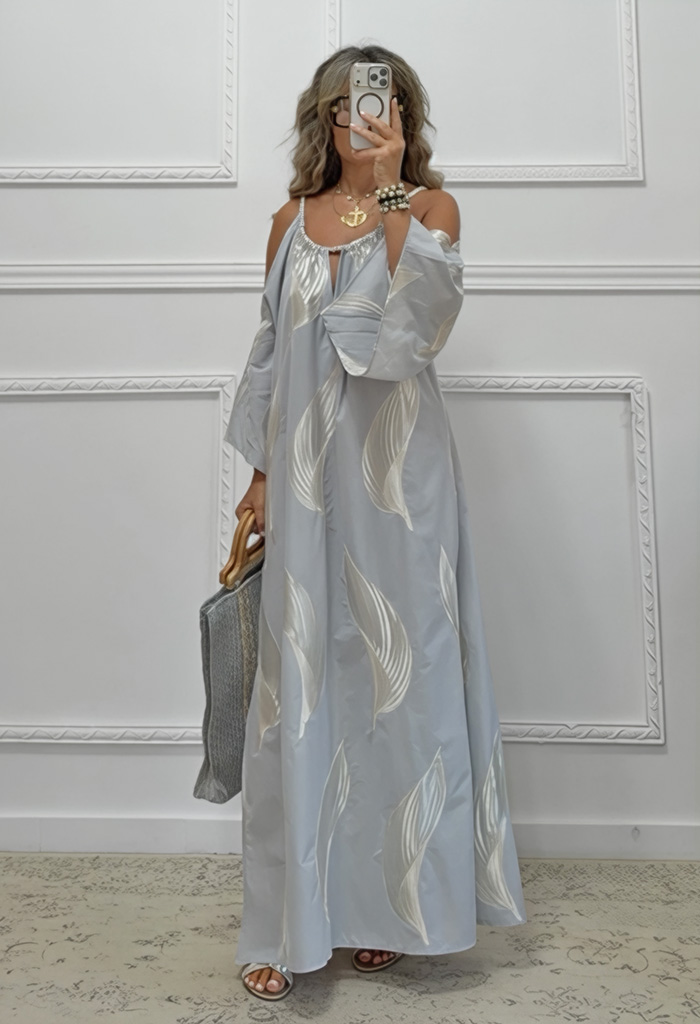 Boho φόρεμα με κεντήματα Boho φόρεμα με κεντήματα