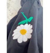 Φόρεμα με μαργαρίτες Φόρεμα με μαργαρίτες