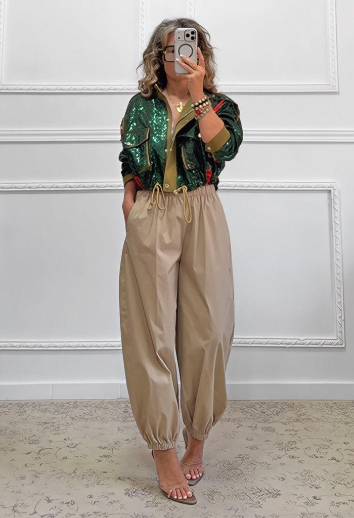 Cropped jacket με παγιέτες