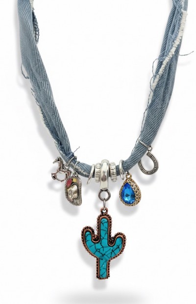 VIVAAN necklace