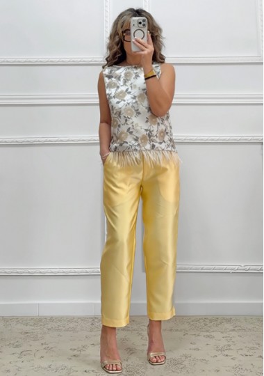 Tapered παντελόνι κίτρινο