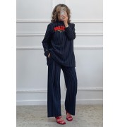 Ριγέ κοστούμι