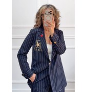 Ριγέ κοστούμι