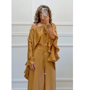 Σετ παντελόνα και μπλουζα Σετ παντελόνα και μπλουζα