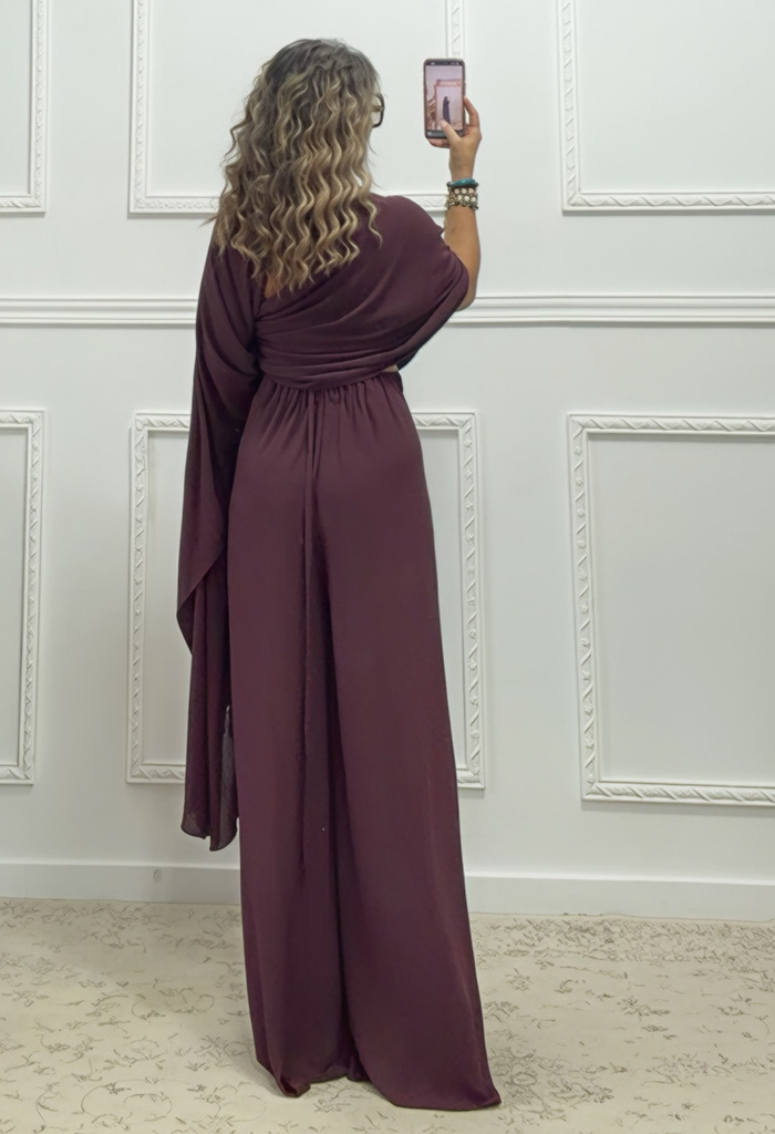 Σετ παντελόνα και πολυμορφική μπλούζα Σετ παντελόνα και πολυμορφική μπλούζα