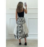 Φούστα σε συνδυασμό υφασμάτων Φούστα σε συνδυασμό υφασμάτων